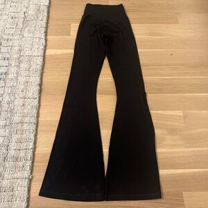 Aerie Black Crossover Flare Leggings. Size XS.